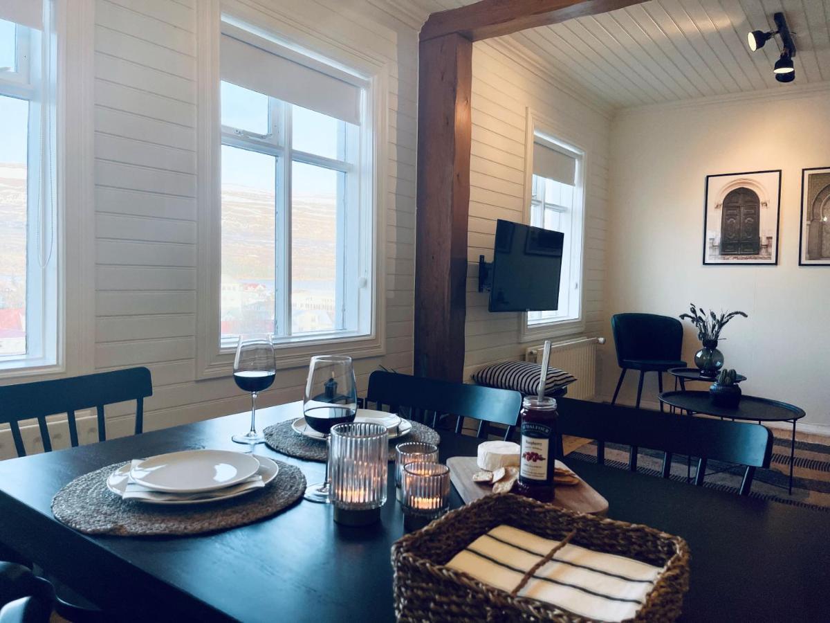 Day Dream Central Akureyri Three Bedroom Apt Exteriör bild