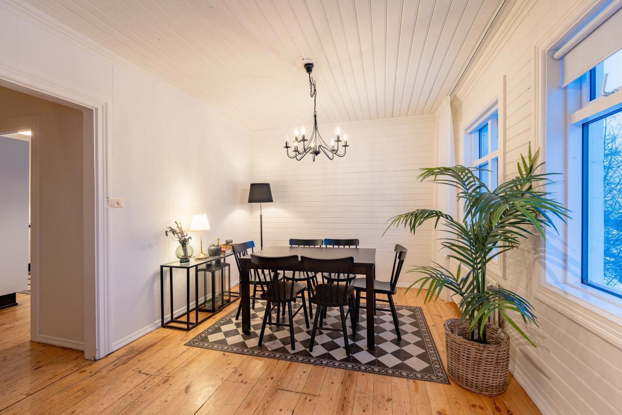 Day Dream Central Akureyri Three Bedroom Apt Exteriör bild